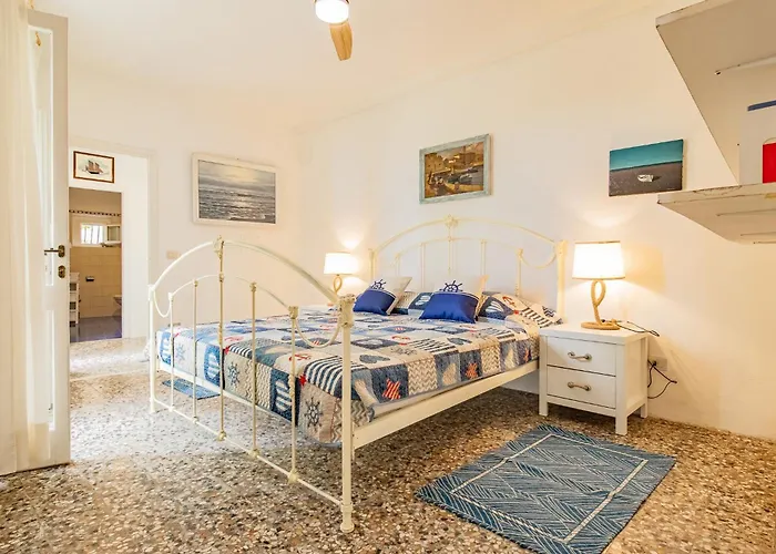 Tenuta Bussadori - Dimora Del Corsaro Feriehus Poggio (Livorno)